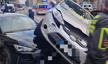 Carambola d’auto a Barriera di Milano