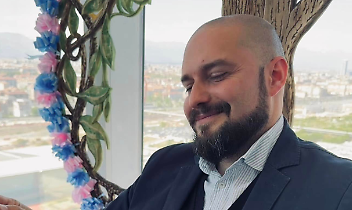 Marrone toglie la casa agli stranieri e perde in tribunale