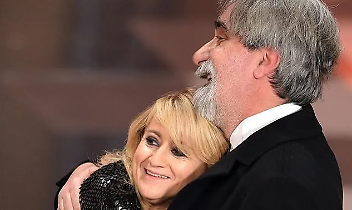 Luciana Littizzetto saluta Beppe Vessicchio