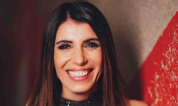 Giorgia bloccata nel traffico, i fan la riconoscono e intonano il suo brano (VIDEO)