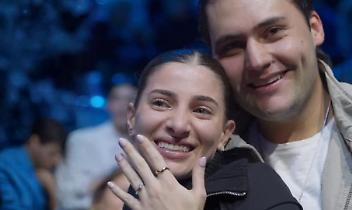 Proposta di matrimonio alle Atp Finals, il sì arriva durante il match Alcaraz-Fritz (VIDEO)