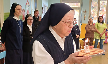 Suor Mariangela ha spento 95 candeline
