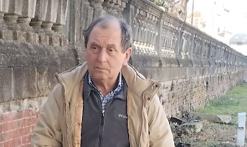 Stazione nel caos tra spaccio e autobus che intasano. Sindaco svegliati!