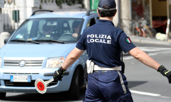 San Mauro Torinese rafforza la Polizia Locale: arrivano tre nuovi agenti