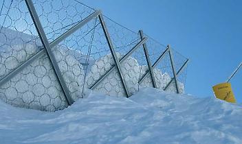 Nuove reti ferma-neve