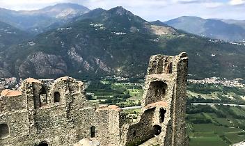 Alla Sacra di San Michele in ascensore