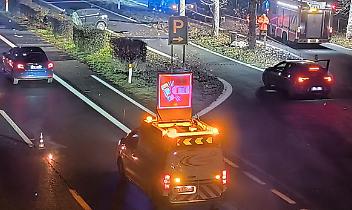 Bimba morta sull&rsquo;A5, l&rsquo;autista del furgone &egrave; di Busano: choc, urto e fuga lungo l&rsquo;autostrada