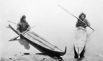 Il kayak Inuit restituito dopo cento anni: cosa c’è davvero dietro il rientro dal Vaticano al Canada