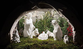 Chironio accende il Natale: dall'8 dicembre oltre 100 presepi in borgata