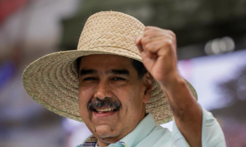 USA all’assalto nei Caraibi: sequestrata la superpetroliera Skipper. E Maduro canta: "Don't worry, be happy"