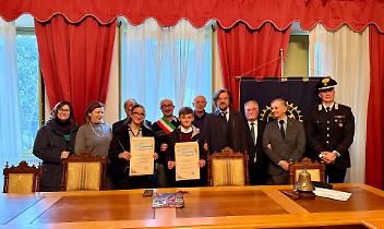 Vittoria Tanchis e Marco Beccaris alla consegna delle borse di studio