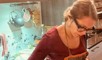 Il Natale di Elena Piastra. Il tiramis&ugrave; riesce, il resto &egrave; fuori inquadratura