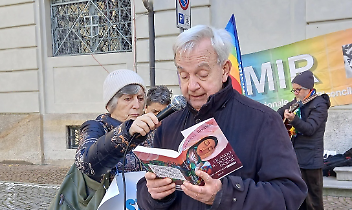 Duecento sabati senza pace. Ivrea non si arrende