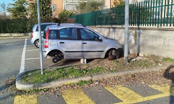 Quattro ruote rubate