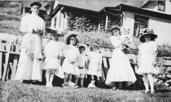 Donne di Brosso, coraggio oltre l&rsquo;oceano. Storie di emigrazione femminile tra fatiche, speranze e sacrifici