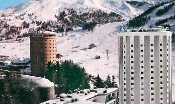 Sestriere al setaccio dopo l&rsquo;effetto Crans-Montana: chiusa la Torre Rossa, stop al Tabata. Ora tocca alla Torre Bianca