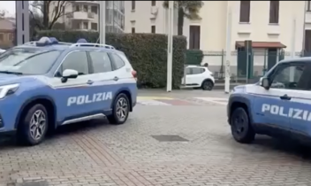 Monopattino rubato, alimenti scaduti. La polizia non guarda in faccia a nessuno
