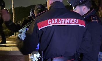 Fugge all&rsquo;alt dei Carabinieri a Lanzo