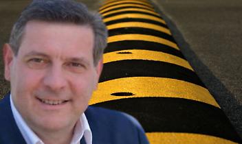 Raccolta firme per la sicurezza in via Pirandello a Borgaro: dopo 4 mesi ancora nessuna risposta dal Comune