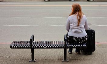 Odissea di una pendolare sulla tratta da Caselle a Torino: bus soppressi e attese infinite