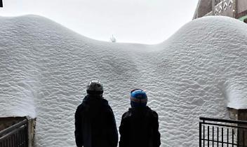 Piemonte sotto metri di neve