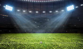 Roma-Juventus: Malen contro Yildiz ma non solo