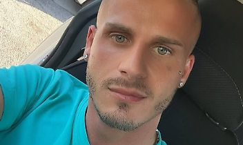 Tragedia a Grugliasco: 33enne muore dopo una caduta dal quinto piano, gesto volontario