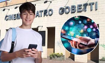 I social entrano in classe: a San Mauro Torinese l'educazione digitale passa attraverso il teatro