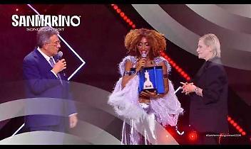 Simona Ventura incorona Senhit: &egrave; lei la vincitrice del San Marino Song Contest 2026