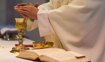 &laquo;Tanto tuon&ograve; che piovve&raquo;. Confino e rieducazione per i fedeli di serie B della Messa antica