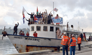Ivrea scende in strada per Cuba
