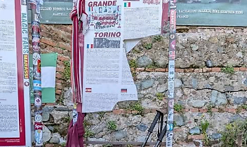 Distrutto il totem del Grande Torino