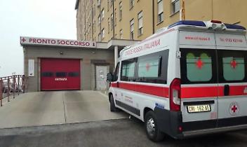 Paura nella notte di Pasqua: 14enne cade dal balcone, ricoverata d&rsquo;urgenza