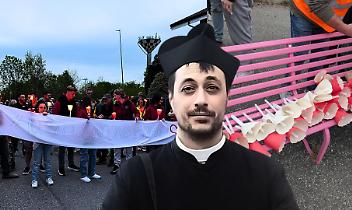 Fiaccolata per don Mario