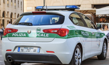Favria, pugno in faccia all&rsquo;agente