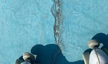 Settimo Torinese, la pista del Parco De Gasperi cade a pezzi: &ldquo;Pericolosa per i bambini, quando si interviene?&rdquo;