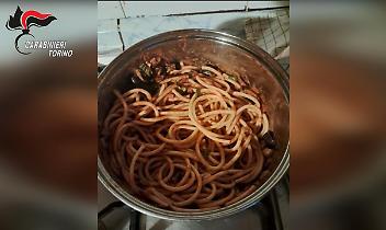 Cena con sonnifero: finta chef narcotizza un anziano e lo deruba, arrestata con il complice