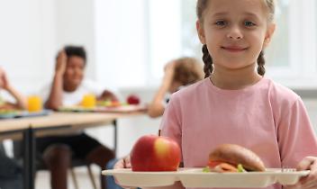 Scuola. A Settimo torinese una raccolta firme per il &ldquo;pasto da casa&rdquo;