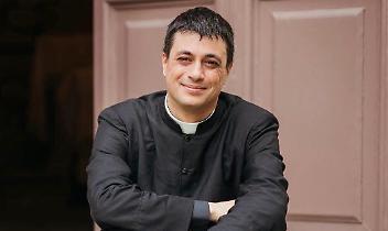 Canavese, raccolta firme per don Mario