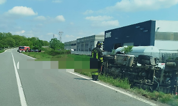Incidente con autocisterna sulla Padana Superiore: strada chiusa tra Verolengo e Rondissone