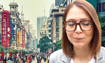 Sindaca e presidente del consiglio in vacanza in Cina, i biglietti aerei li pagano i cittadini