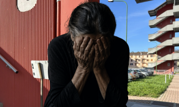 Picchiata dal figlio la vigilia di Natale: a processo a Ivrea un cinquantenne