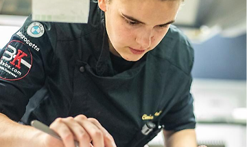 Il Monte Gregorio rinasce dopo 14 anni: a Brosso riapre lo storico bar della valle