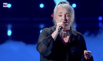 Gabriella Vai non vince, ma lascia il segno nella finale di The Voice Senior