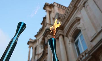 La Fiamma Olimpica attraversa il Piemonte: tappe e date del viaggio verso Milano-Cortina 2026