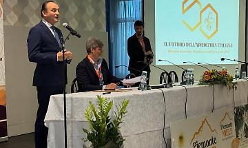 Cinquant&rsquo;anni di Piemonte Miele: la festa delle api tra orgoglio e tempesta perfetta