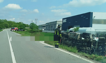 Incidente con autocisterna sulla Padana Superiore: strada chiusa tra Verolengo e Rondissone
