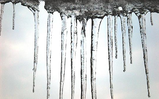 NOLE. All'asilo fa freddo, la dirigente contro il Comune