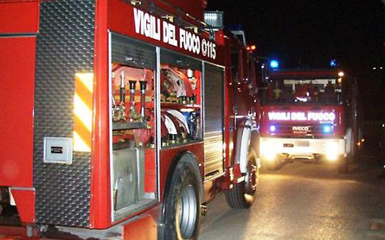 PEROSA ARGENTINA. Fiamme in alloggio, pompieri salvano donna incinta