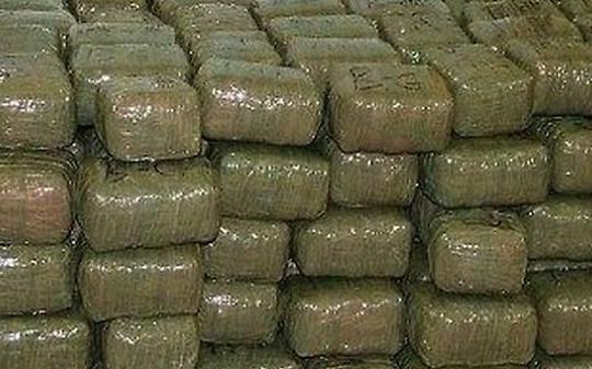 COAZZE. Droga: in auto con l'hashish, due arresti